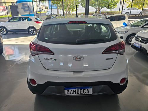 Hyundai HB20X 1.6 16V STYLE FLEX 4P AUTOMÁTICO