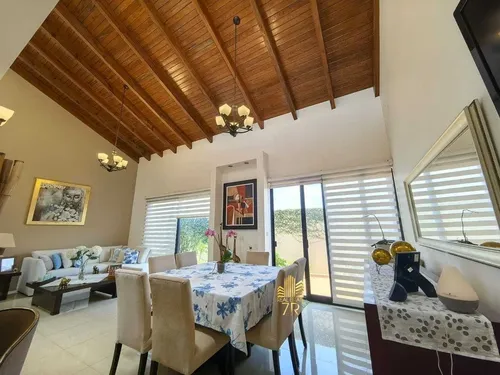 Casa Con Recámaras En Pb En Venta En Corregidora Querétaro. - foto 1