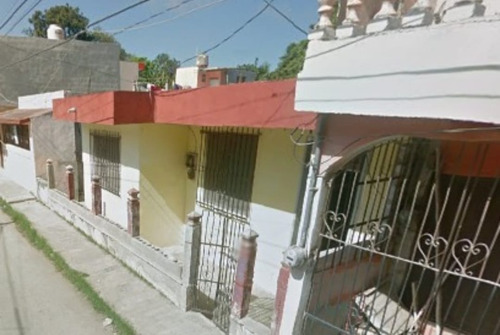 Vende Casa De Recuperación Bancarai En Esperanza 6, Lomas De San Rafael, Campeche Mv