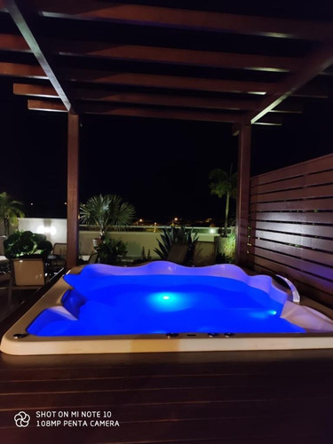 Spa Copacabana P/7pessoas C/hidromassagem E Aquecedor !!
