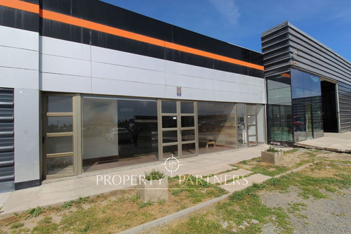 Excelente Local En Arriendo Para Uso Industrial, M...