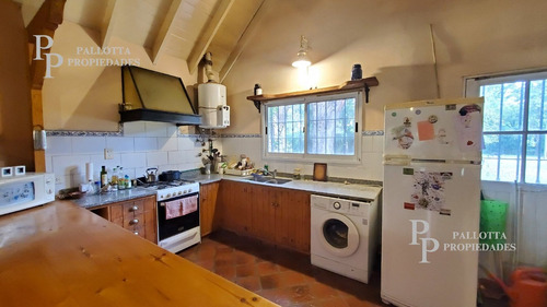 Hermosa Casa Con Amplio Lote En Maschwitz