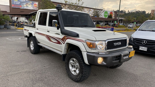 Toyota Land Cruiser 4.5 Vxr Fl Lc200
