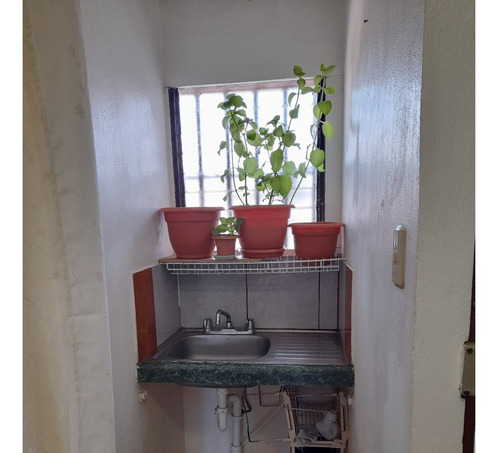 Imagen 7 de 10 de Apartamento En Urb. Las Marianas. Casa 16a. Goicoechea - San José.