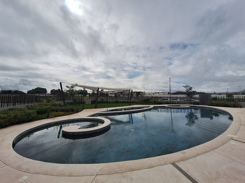 Terreno En Venta En Velasur Corregidora Queretaro