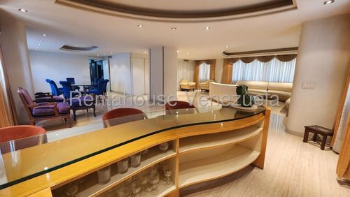En Venta Amplio Apartamento, En La Florida. Pozo, Vista Al Avila #25-18144 Np