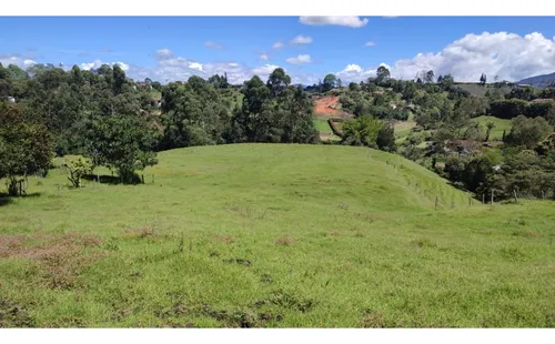 Finca Vía Rionegro La Ceja (quirama)