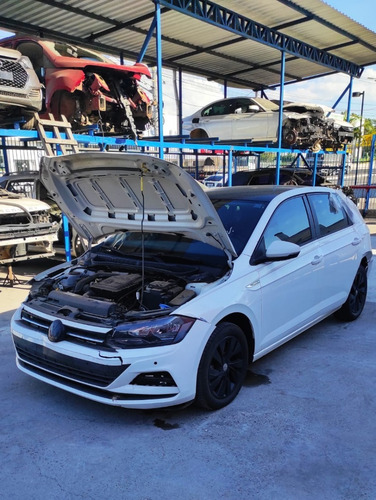 Imagem 1 de 6 de Sucata Volkswagen Polo Tsi 2020 Para Retirada De Peças