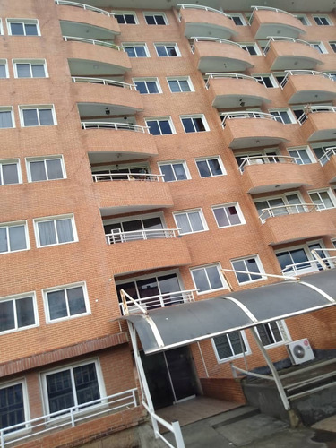 Imagen 1 de 9 de Venta De Apartamento En Guatire, Buenaventura Actualizado. 