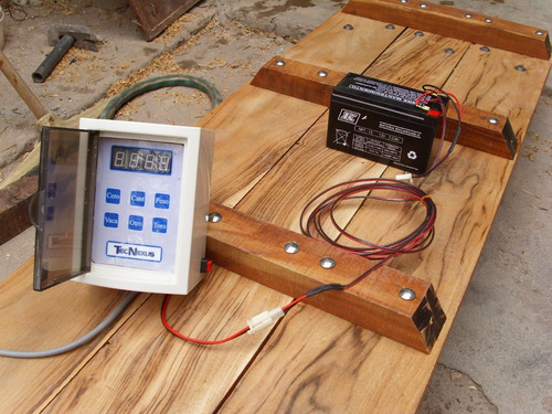Imagen 2 de 6 de Vendo O Permuto Una Fábrica De Balanzas Electrónicas Ganaderas X Auto O Camioneta