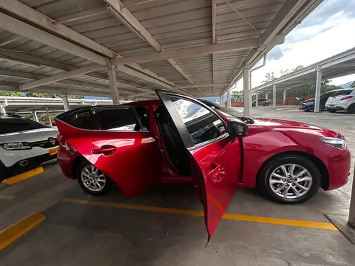 Mazda 3 Touring Sedan