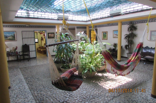 Imagen 7 de 13 de Casa Quinta En Los Rauseos En Venta, El Limon. 22-16380 Morel