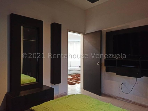 Imagen 8 de 18 de Singular Y Destacada Casa En El Piñal El Limon Ljsa 22-13507