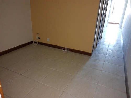 Imagem 3 de 14 de Sala, Qrts Para À Venda, Com 40,00 M², No Praia Do Canto,vitória. - 996