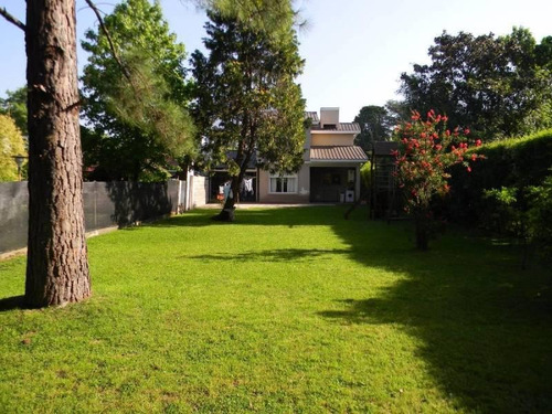 Imagen 4 de 10 de Venta Chalet Excelente Estado - La Reja Norte
