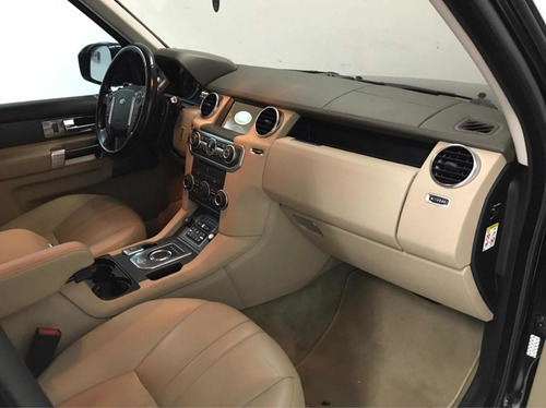 Imagem 7 de 10 de Land Rover Discovery 4 Se 3.0 Diesel 7 Lugares 2015 Preto