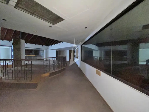 Imagen 4 de 14 de Venta/alquiler Local En La Torre Loreto, Av. Las Américas Con Vía Colombia