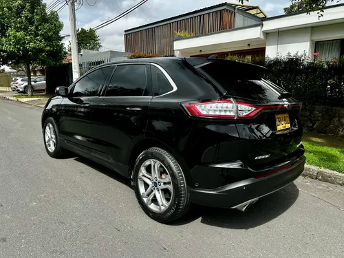 Ford Edge 3.5 Titanium