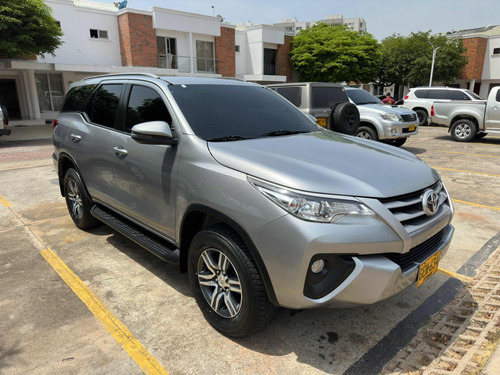 Toyota Fortuner 2.7l