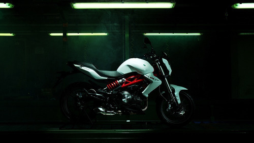 Imagen 11 de 15 de Benelli Tnt 300 2021