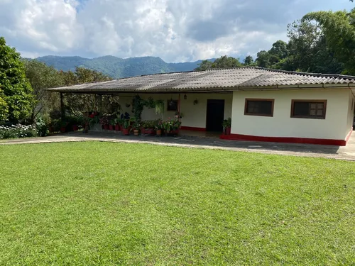 Felidia, 4.093 M2, Finca Campestre.