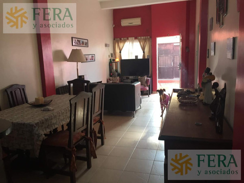 Imagen 3 de 9 de Venta De Casa De 4 Ambientes En Villa Dominico (24563)
