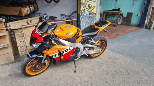 Imagem 6 de 9 de Honda Cbr 1000rr Repsol