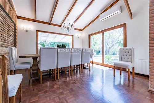 Casa En Venta De 4 Dorm. En Colina