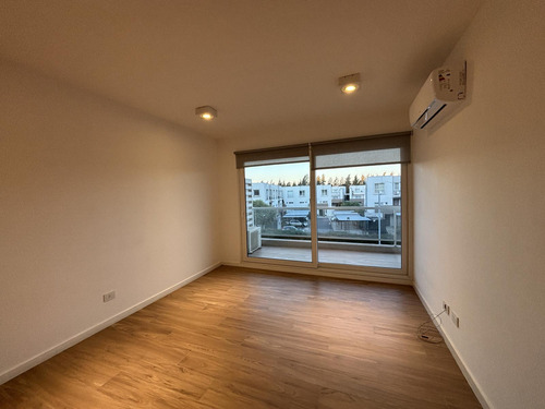 Departamento En Alquiler En Skyroof, Nordelta