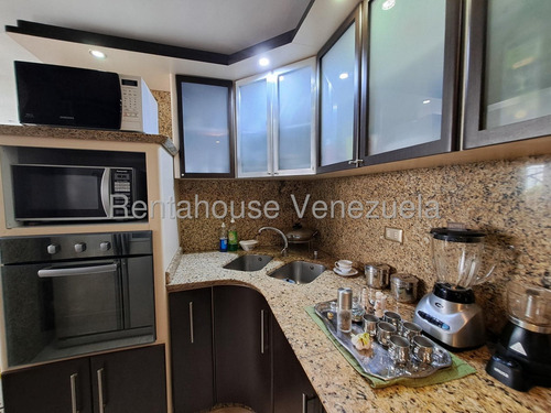 Apartamento En Venta Urb. Parque Aragua, Maracay, 25-22956