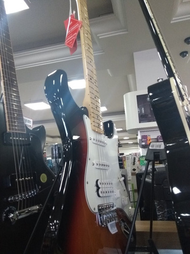Guitarra Fender Stratocaster Mexicana Profissional