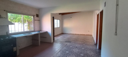 Casa En Alquiler En Los Hornos