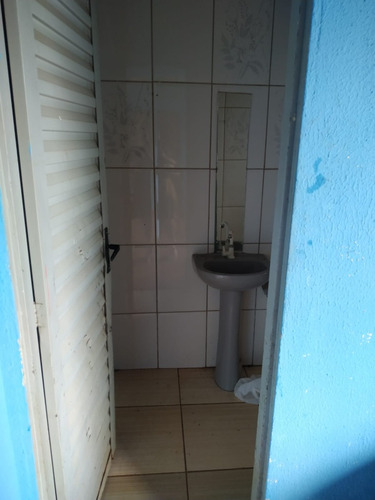 Imóvel Com 3 Construções Em Nerópolis Go