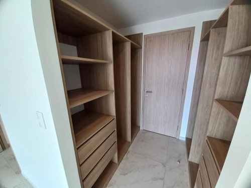 Departamento En Cabo Norte, 3 Recamaras, En 170m2, Balcon Con Vista Al Lago