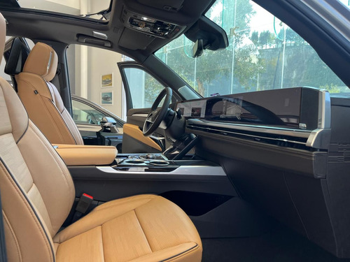 Cadillac Escalade 6.2 SUV Premium Luxury At