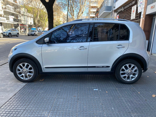 Imagen 17 de 22 de Vw Up Cross Manual 2016
