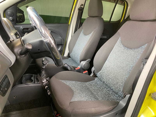 Imagem 9 de 14 de Fiat Uno Attractive 1.4 2011
