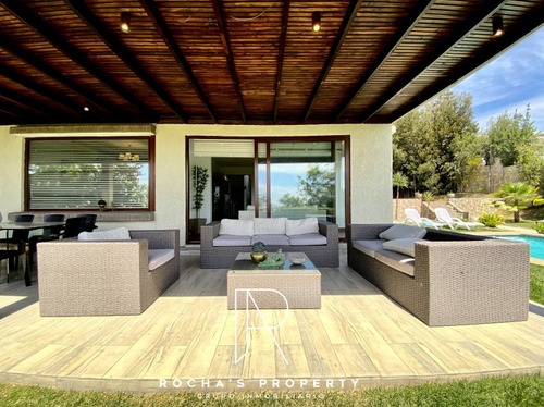 Casa Amoblada, Gran Patio Y Piscina