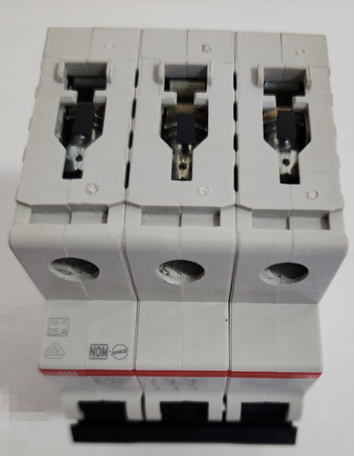 Interruptor Automatico 3p 25a Curva C 15ka 2cds273001r0254