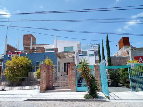 Casa Comercial En Venta En Santa Bárbara, Corregidora, Querétaro