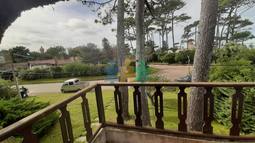 Imagen 5 de 24 de Casa En Venta A 2 Cuadras Del Mar - Playa Brava - Punta Del Este