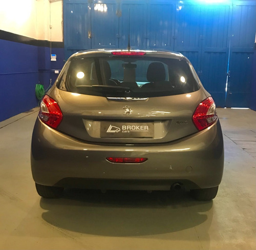 Imagen 4 de 17 de Peugeot 208 Active 1.5, Año 2013