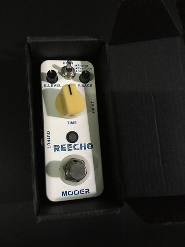 Mooer Reecho Pedal De Delay Blanco (Usado)