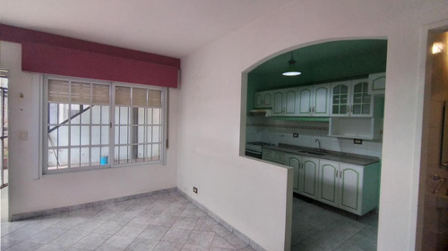Imagen 6 de 24 de Ph -duplex 3 Amb. En Lanús Oeste Con Patio,terraza Y Cochera-ideal Inversor Se Encuentra Rentado