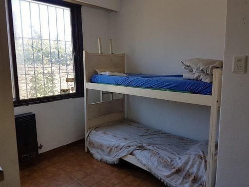 Imagen 7 de 11 de Casa 3 Ambientes En Lote Propio - 25 De Mayo Al 900 - Quilmes