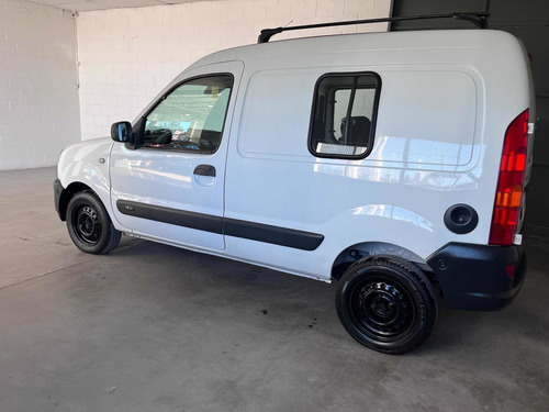 Imagen 14 de 25 de Renault Kangoo 2014 1.6 Furgon Ph3 Confort 1plc
