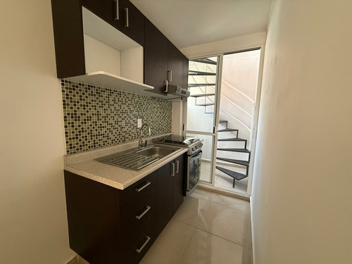 ¡espacio Y Comodidad En El Corazón De Tláhuac! Este Departamento En Francisco Landino 50 Ofrece Todo Lo Que Necesitas: Amplitud, Funcionalidad Y Excelente Ubicación. Ideal Para Familias Que Buscan Tra