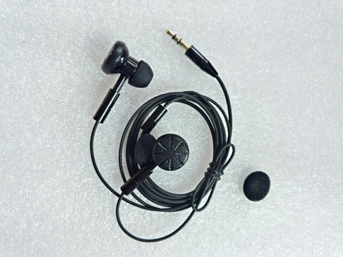 Imagem 4 de 4 de Monitor Tag Sound Sem Fio Tg-9000 Com Receptor Bodypack True