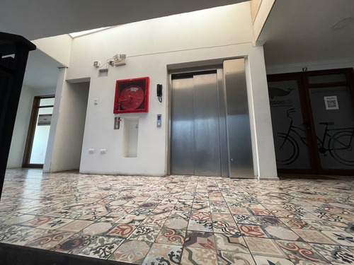 Imagen 4 de 8 de Oficina Cerca Del Biotren Juan Pablo Ll