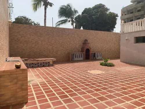 Quinta En Playa Grande